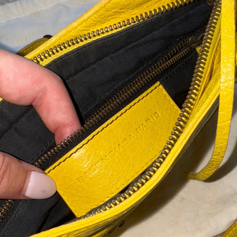 Balenciaga Mustard Yellow Shoulder Bag - Picture 10 of 11